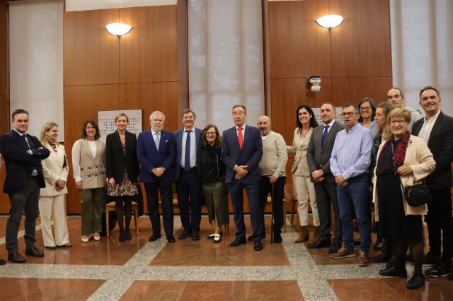 Santalices agradece o traballo da Federación Galega de Dano Cerebral e traslada o compromiso da Cámara respecto á realidade do colectivo